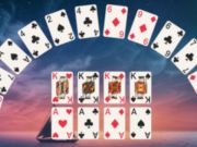 Mäng Crescent Solitaire  Internetis