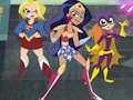 Mäng Frenemies: DC Super Hero Girls Internetis