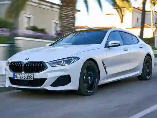 Mäng BMW 8-Series Internetis
