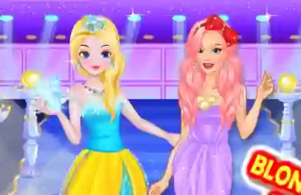 Mäng Blonde Vs Readhead Fashion Show Internetis