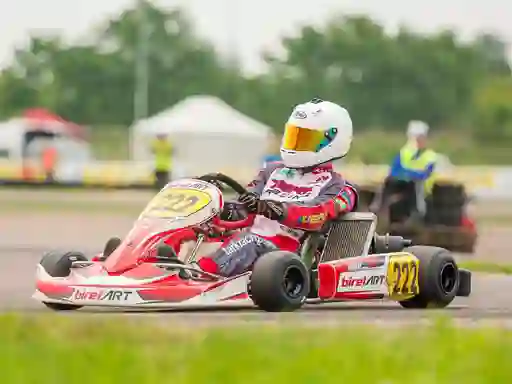 Mäng Kart Karting Puzzle Internetis