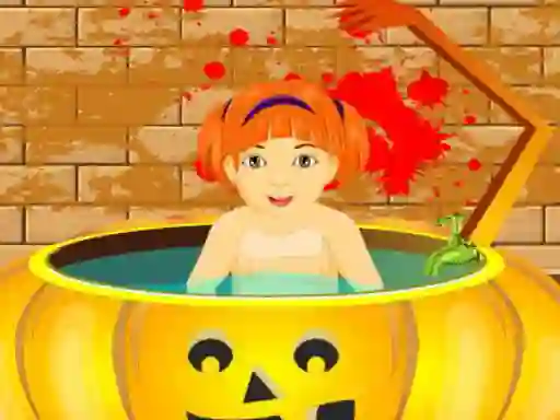 Mäng Little Baby Halloween Bathing Internetis