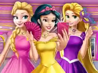 Mäng Princesses At Masquerade Internetis