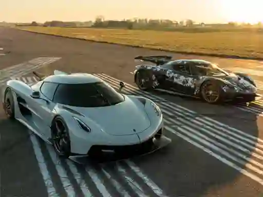 Mäng Koenigsegg Jesko Absolut Internetis