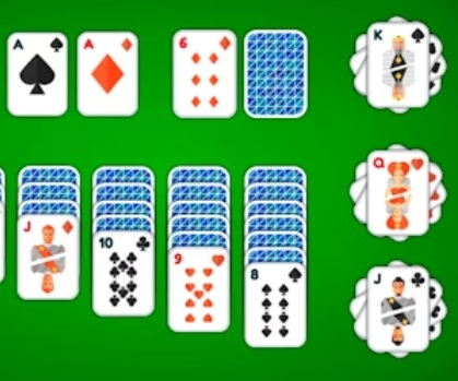 Mäng Klondike Solitaire 4 ülikonda  Internetis